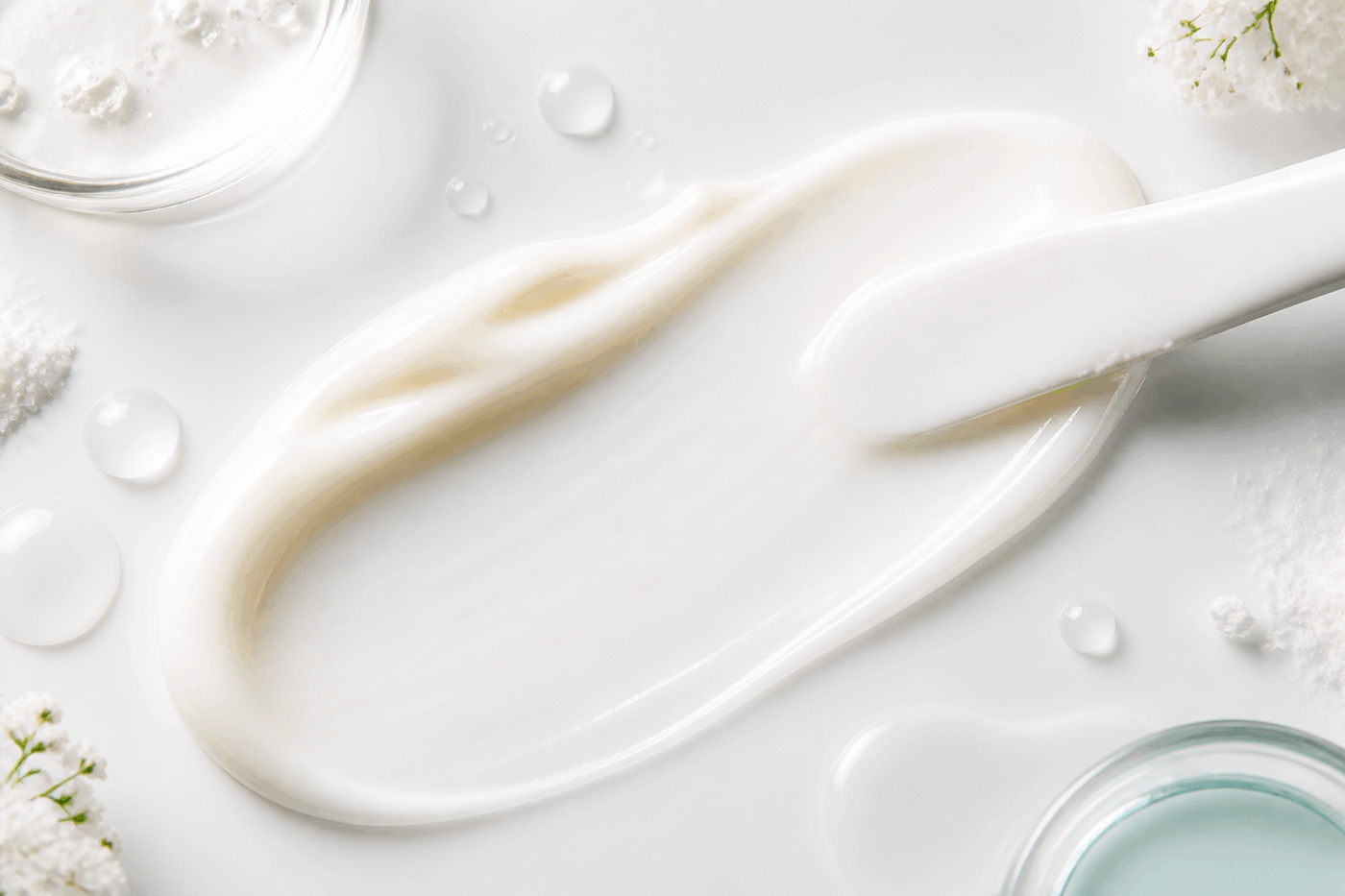 Niacinamide Gluconolactone Brightening Lotion cream texture