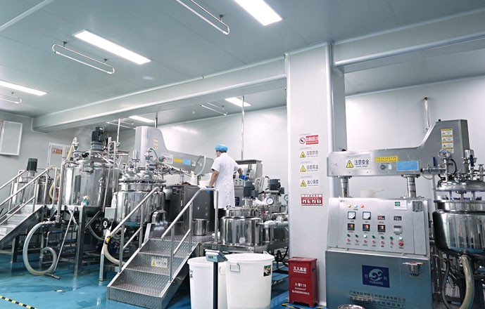 Skincare emulsification workshop and batch mixing equipment at ZD Skincare Solutions
